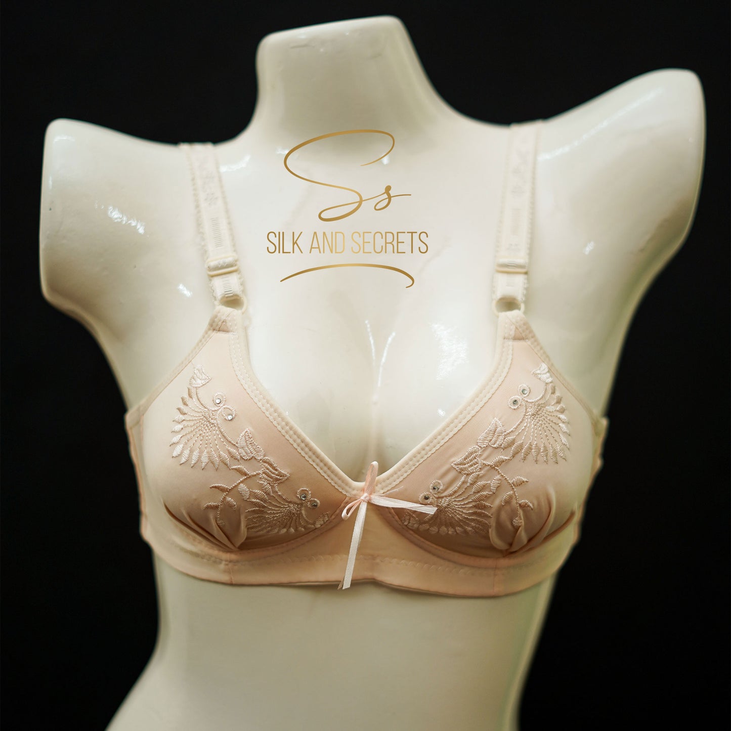 Elegant Embroidered Push-Up Single Padded Non-Wired Bra